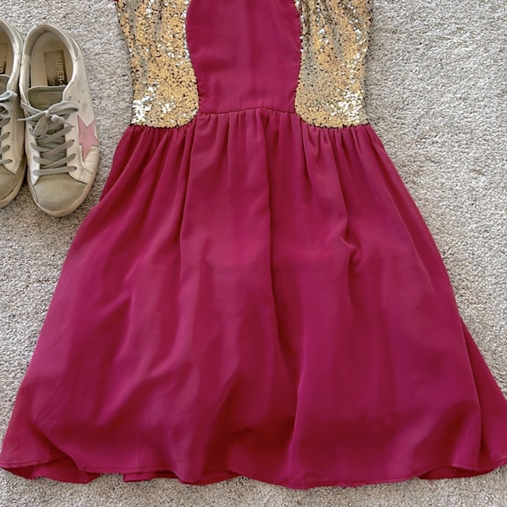 Sleeveless Pink with Gold Sequin Cocktail Dress - Picture 8 of 10